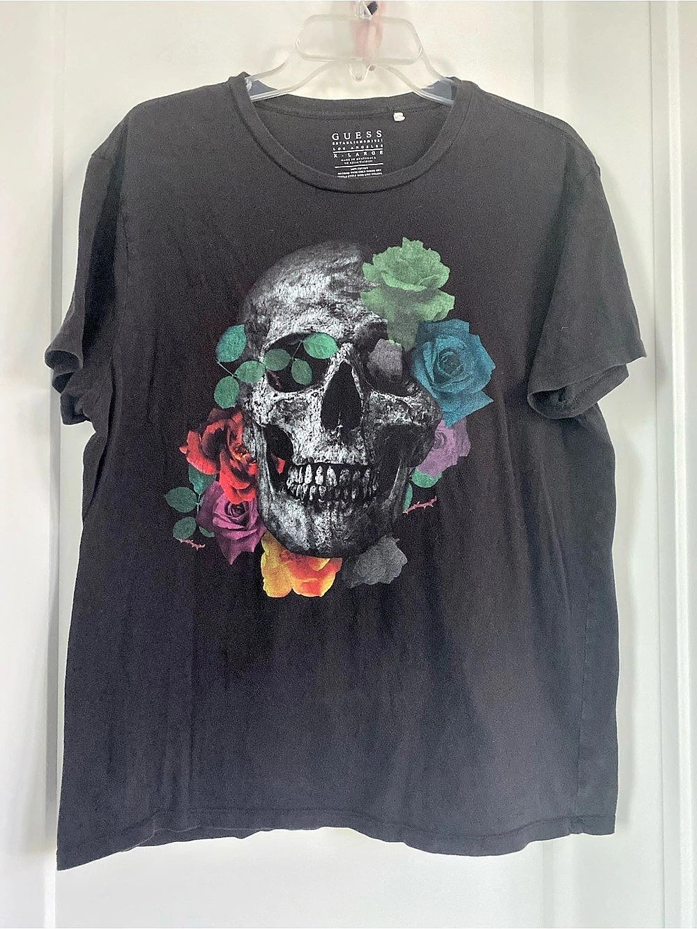 GUESS Graphic Skull Floral Tee XL Like New